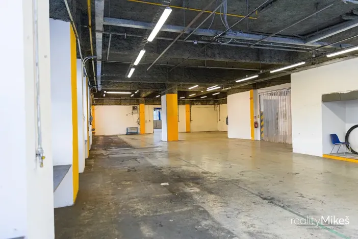 Prodej výrobních prostor, Liberec, Malodoubská, 3613 m2