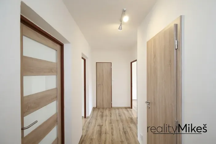 Prodej bytu 3+1, Železný Brod, Na Vápence, 73 m2