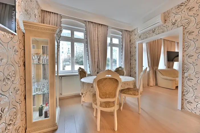 Prodej bytu 2+kk, Karlovy Vary, Vřídelní, 55 m2