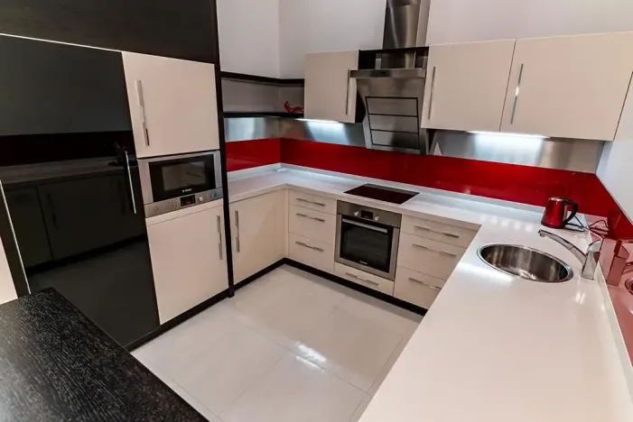 Prodej bytu 2+kk, Karlovy Vary, Divadelní náměstí, 65 m2