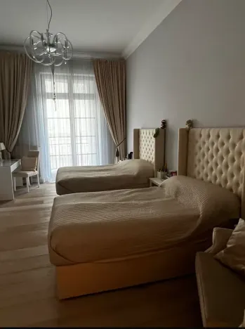 Prodej bytu 3+kk, Karlovy Vary, Divadelní náměstí, 147 m2