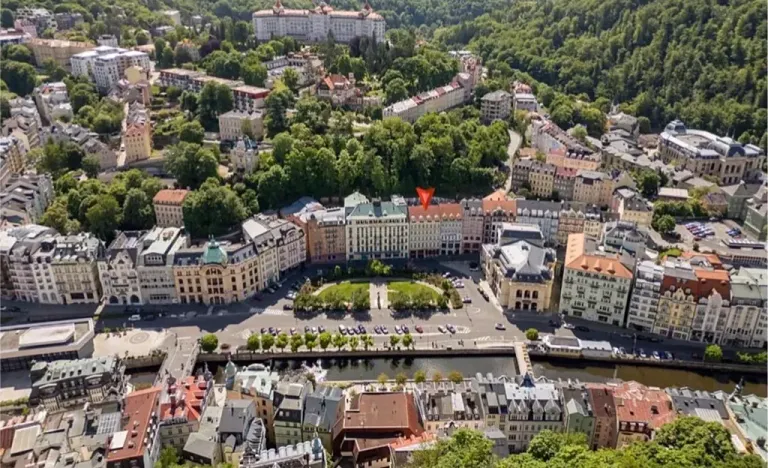 Prodej bytu 3+kk, Karlovy Vary, Divadelní náměstí, 147 m2