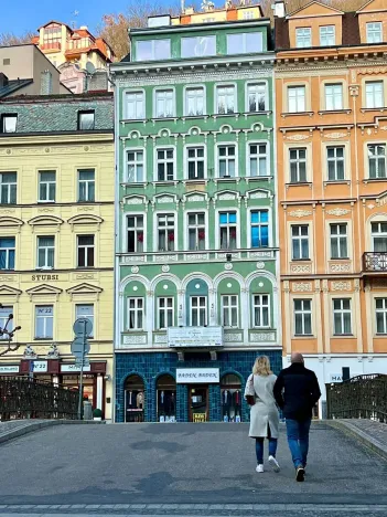 Prodej bytu 2+kk, Karlovy Vary, Vřídelní, 36 m2