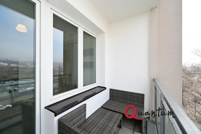 Pronájem bytu 2+kk, Praha - Podolí, Podolské nábřeží, 50 m2