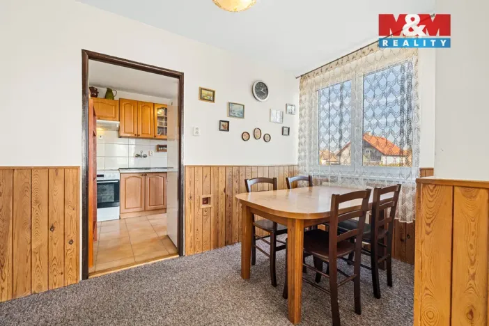 Prodej bytu 4+1, Bezno, Zahradní, 74 m2