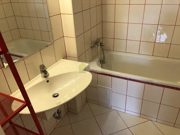 Pronájem bytu 2+kk, Praha - Žižkov, Ondříčkova, 43 m2