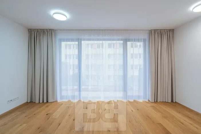 Pronájem bytu 1+kk, Praha - Košíře, Starokošířská, 43 m2