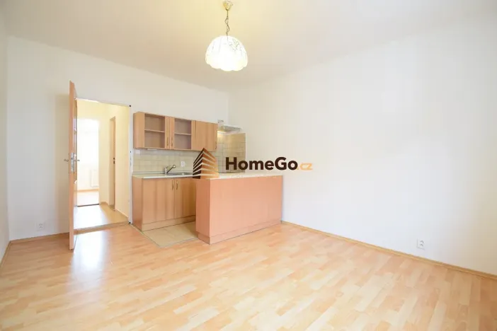 Pronájem bytu 2+kk, Praha - Vršovice, Sevastopolská, 47 m2