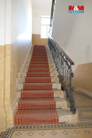 Pronájem bytu 2+kk, Hradec Králové, Tylovo nábřeží, 68 m2