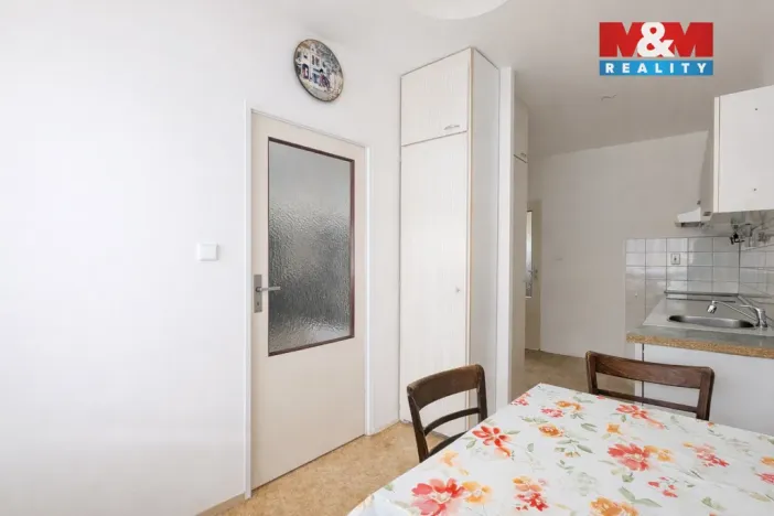 Prodej bytu 3+1, Praha - Vinoř, Uherská, 70 m2