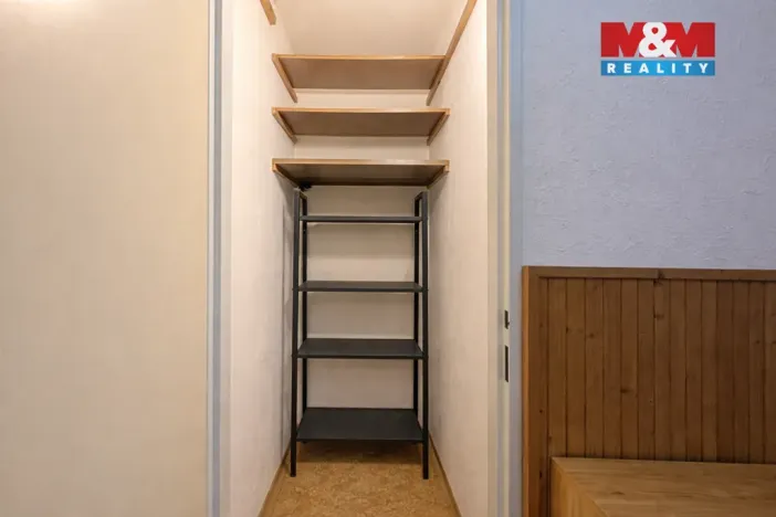 Prodej bytu 3+1, Praha - Vinoř, Uherská, 70 m2