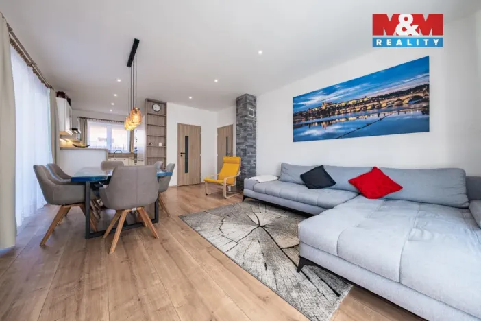 Prodej rodinného domu, Struhařov, V Domcích, 254 m2