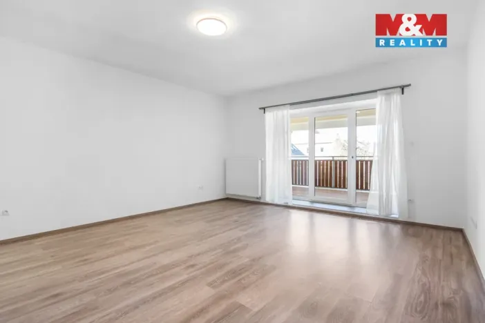 Pronájem bytu 3+kk, Bělá pod Bezdězem, Masarykovo náměstí, 100 m2