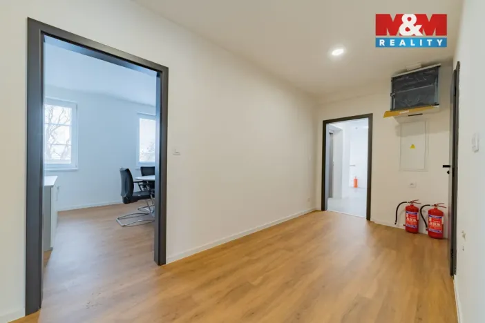 Pronájem kanceláře, Cheb, K Nemocnici, 15 m2