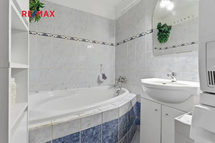 Prodej bytu 3+kk, Praha - Prosek, Vysočanská, 68 m2