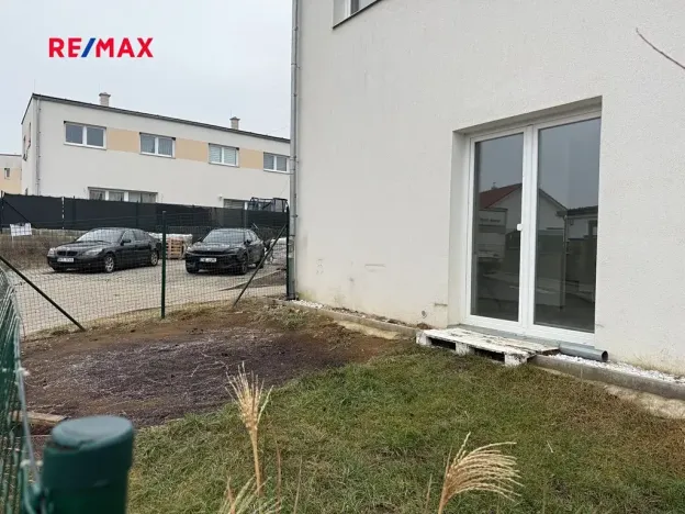 Pronájem bytu 4+kk, Králův Dvůr, Na Vinohradech, 95 m2