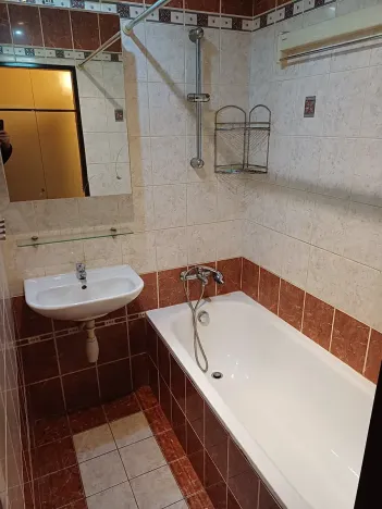 Prodej bytu 2+kk, Praha, Novodvorská, 41 m2