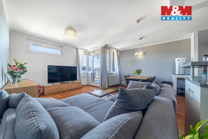 Prodej bytu 4+kk, Králův Dvůr, 89 m2