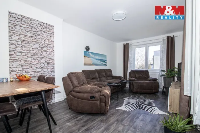 Prodej bytu 3+kk, Bečváry, 72 m2