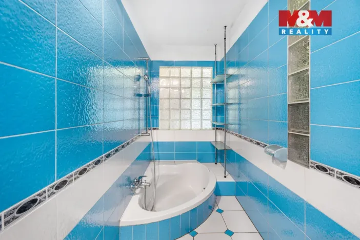 Prodej rodinného domu, Háje nad Jizerou - Loukov, 180 m2