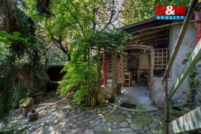 Prodej rodinného domu, Háje nad Jizerou - Loukov, 180 m2