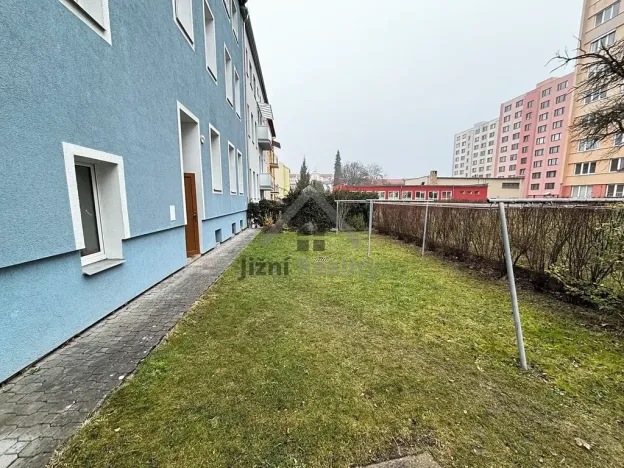 Prodej bytu 2+1, České Budějovice, Komenského, 65 m2