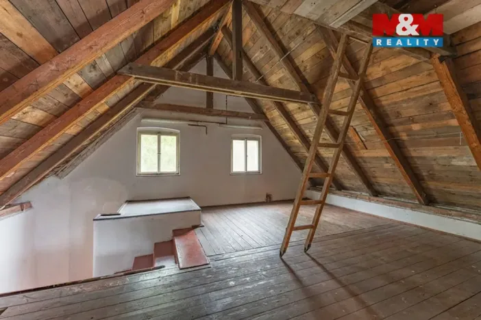 Prodej rodinného domu, Loket, Zahradní, 174 m2