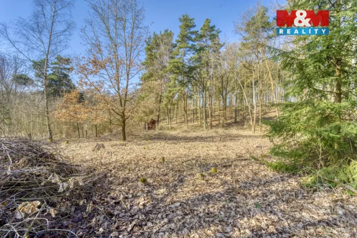 Prodej zahrady, Kunějovice, 1697 m2