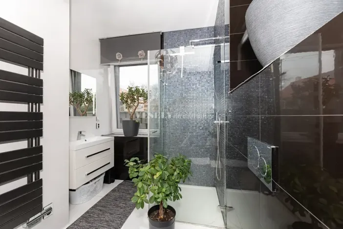 Prodej rodinného domu, Hvozdnice, 146 m2