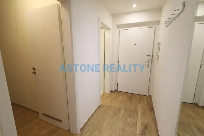 Pronájem bytu 2+kk, Praha - Žižkov, Olšanská, 51 m2