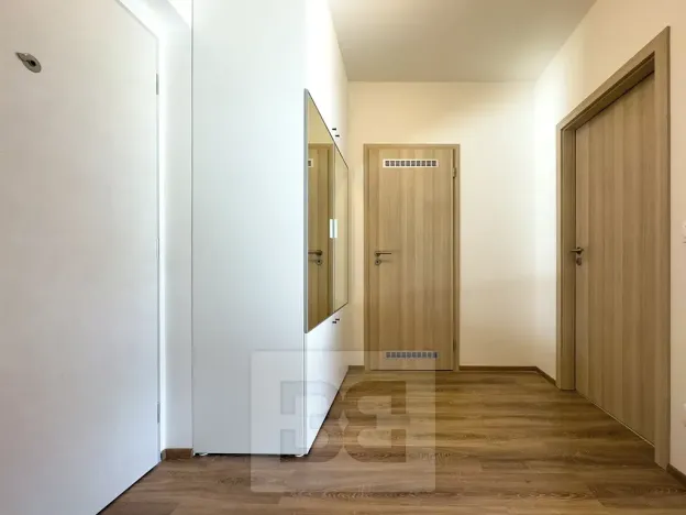 Pronájem bytu 2+kk, Praha - Kbely, Sedlářova, 52 m2