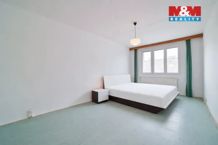 Prodej bytu 2+1, Plzeň - Doubravka, Hrádecká, 63 m2