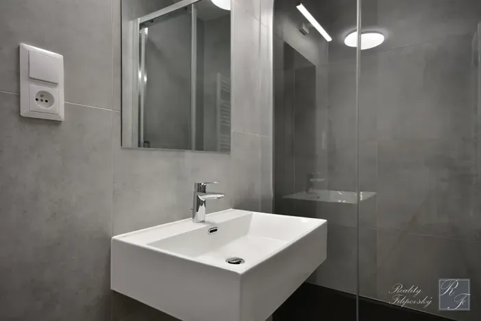 Prodej bytu 4+1, Praha - Čimice, Strážnická, 103 m2