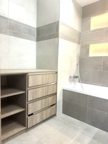 Pronájem bytu 3+kk, Praha - Dolní Měcholupy, Kardausova, 98 m2