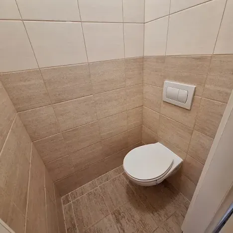 Pronájem bytu 1+1, Praha - Smíchov, Podbělohorská, 45 m2