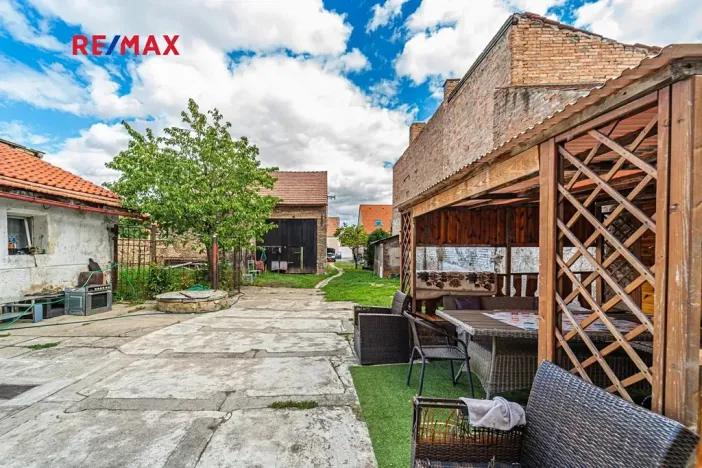 Prodej vícegeneračního domu, Cítoliby, Lounská, 300 m2