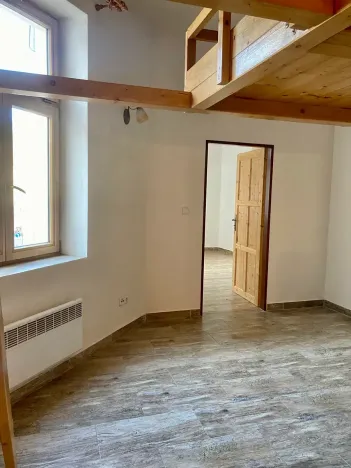Pronájem bytu 2+kk, Praha - Košíře, Vrchlického, 40 m2