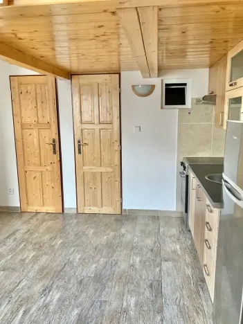 Pronájem bytu 2+kk, Praha - Košíře, Vrchlického, 40 m2