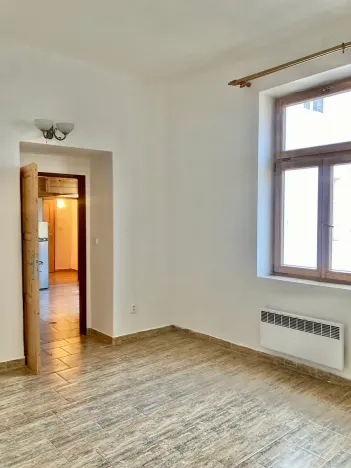 Pronájem bytu 2+kk, Praha - Košíře, Vrchlického, 40 m2