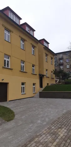 Pronájem bytu 2+1, Praha - Smíchov, U Blaženky, 55 m2