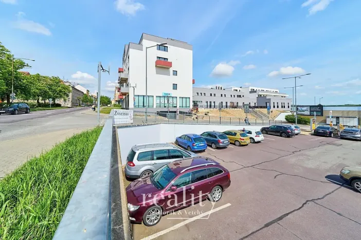 Pronájem bytu 1+kk, Znojmo, Kosmákova, 58 m2