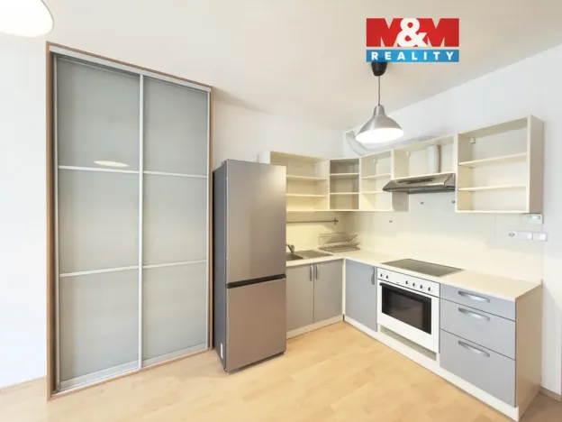 Pronájem bytu 2+kk, Praha, Pod Haltýřem, 45 m2