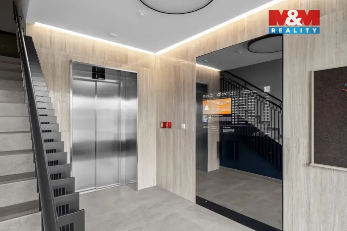 Pronájem bytu 1+kk, Kralupy nad Vltavou, Nádražní, 37 m2