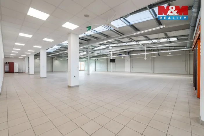 Pronájem obchodního prostoru, Žďár nad Sázavou - Žďár nad Sázavou 1, Brněnská, 1224 m2