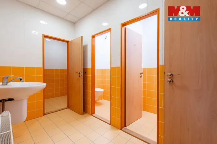 Pronájem obchodního prostoru, Žďár nad Sázavou - Žďár nad Sázavou 1, Brněnská, 1224 m2