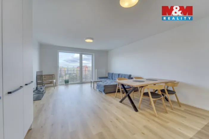 Pronájem bytu 1+kk, Plzeň - Skvrňany, Františka Kováříka, 46 m2