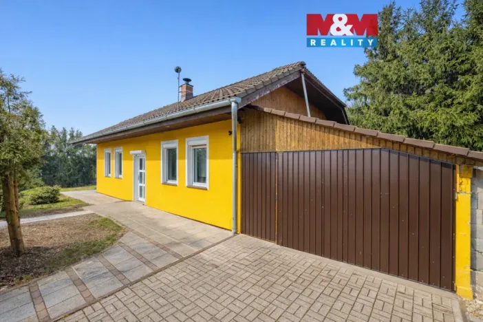 Prodej rodinného domu, Skřivany, V Sádku, 66 m2