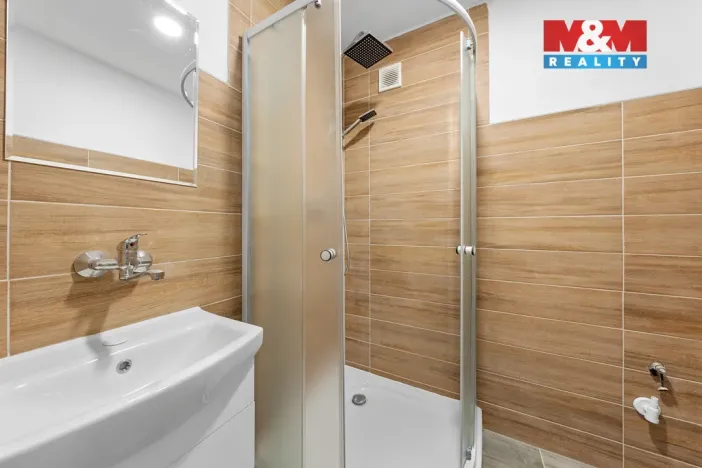 Prodej bytu 2+1, Děčín - Děčín VI-Letná, Krásnostudenecká, 49 m2