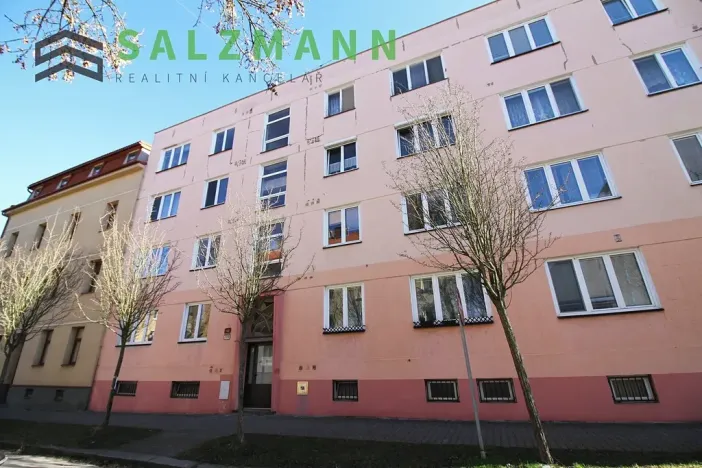 Pronájem bytu 1+1, Plzeň, Blatenská, 38 m2