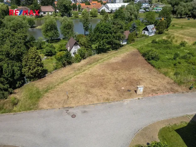 Prodej pozemku pro bydlení, Praha - Šeberov, K Újezdu, 695 m2